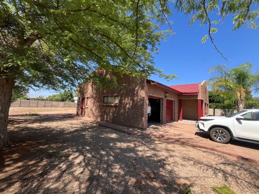 3 Bedroom Property for Sale in Keidebees Northern Cape